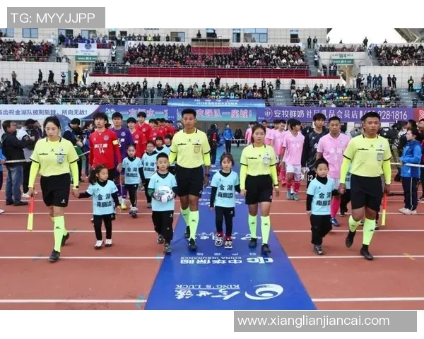 全新赛季开启 各大体育赛事精彩纷呈 运动员争夺荣誉的激烈对决