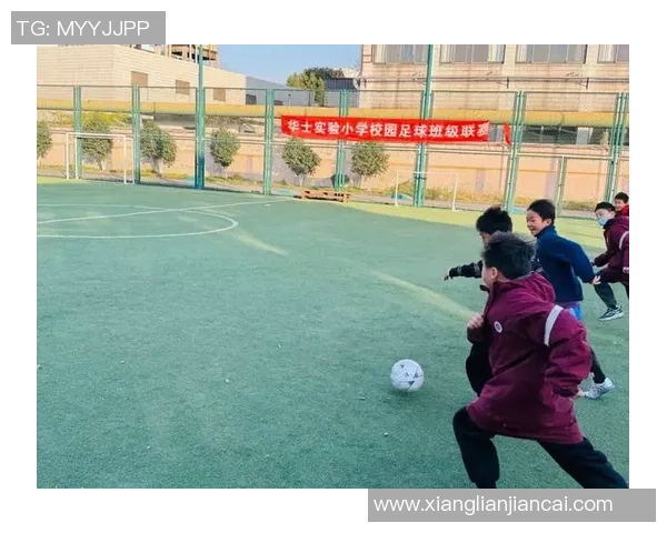 怀化队足球奋勇拼搏再创辉煌展现湘西力量点燃绿茵激情梦想